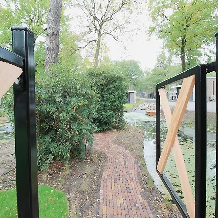 Modern Lakeview In Veluwe *