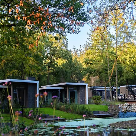 Modern Lakeview In Veluwe הונדרלו