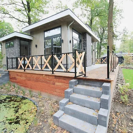 Modern Lakeview In Veluwe
