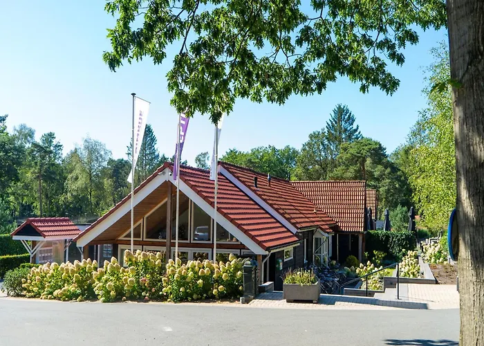 Modern Lakeview In Veluwe Tatil Evi *